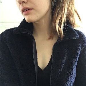 Uniqlo navy blue fuzzy teddy bear jacket